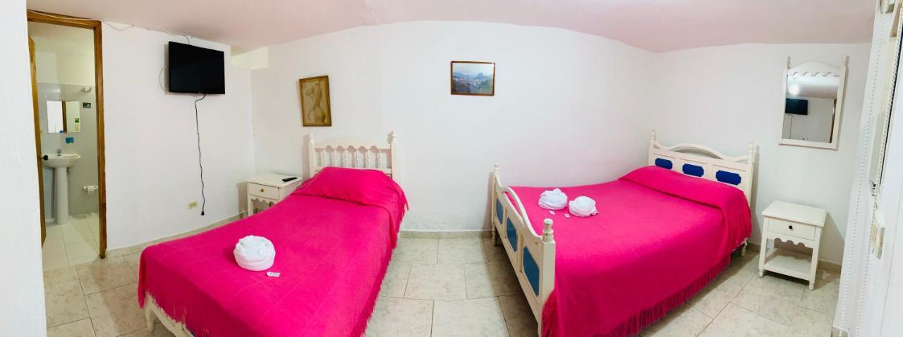 Vivienda Turistica El Zocalo Apartment Guatape Exterior photo